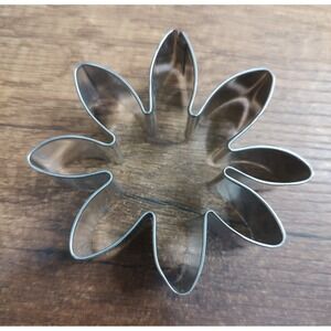 Daisy Cookie Cutter 3" Metal Flower Garden Plants Spring Easter D6